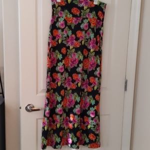 Agnes and Dora maxi skirt